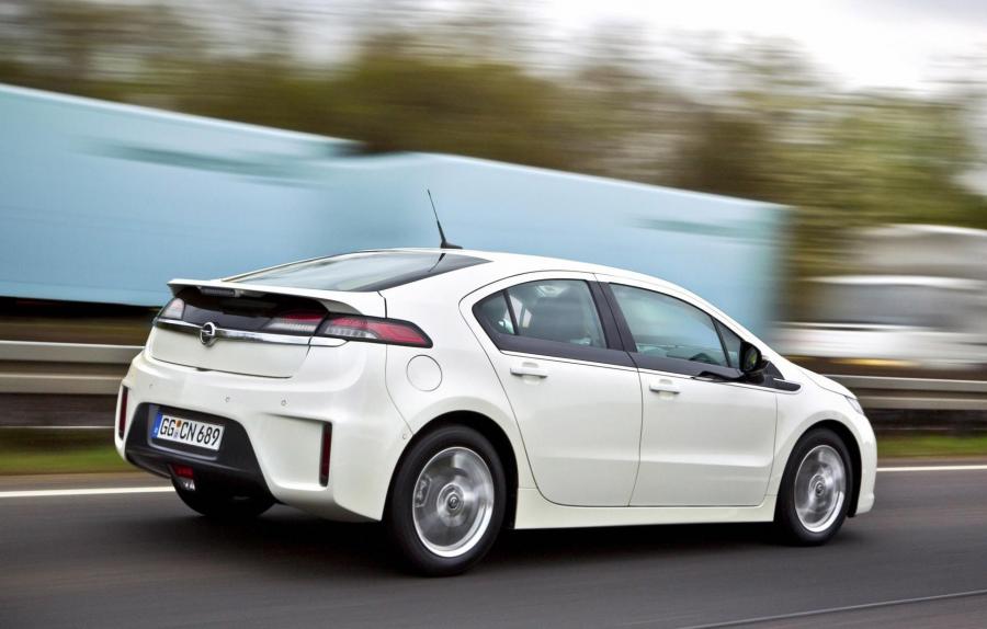  Opel Ampera 2012 года  (фото 16 из 30)